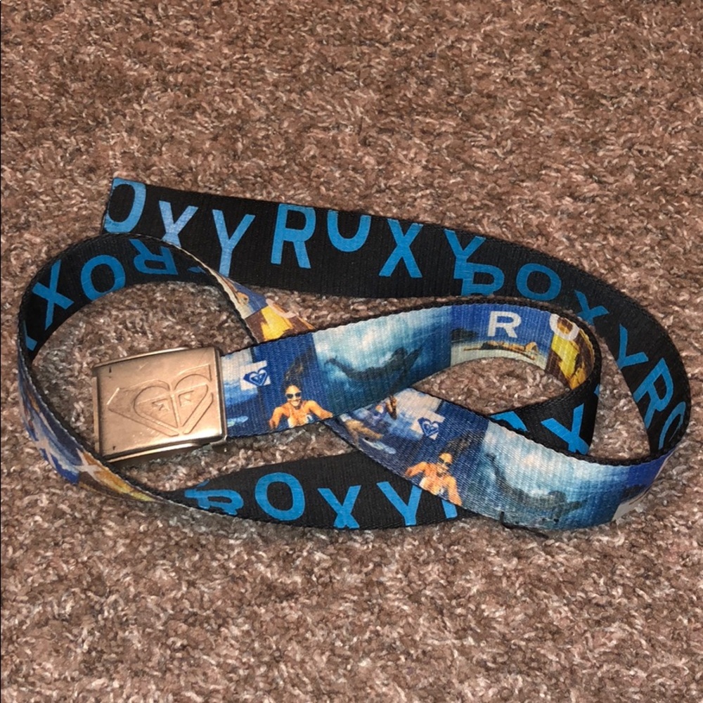 Roxy reversible belt